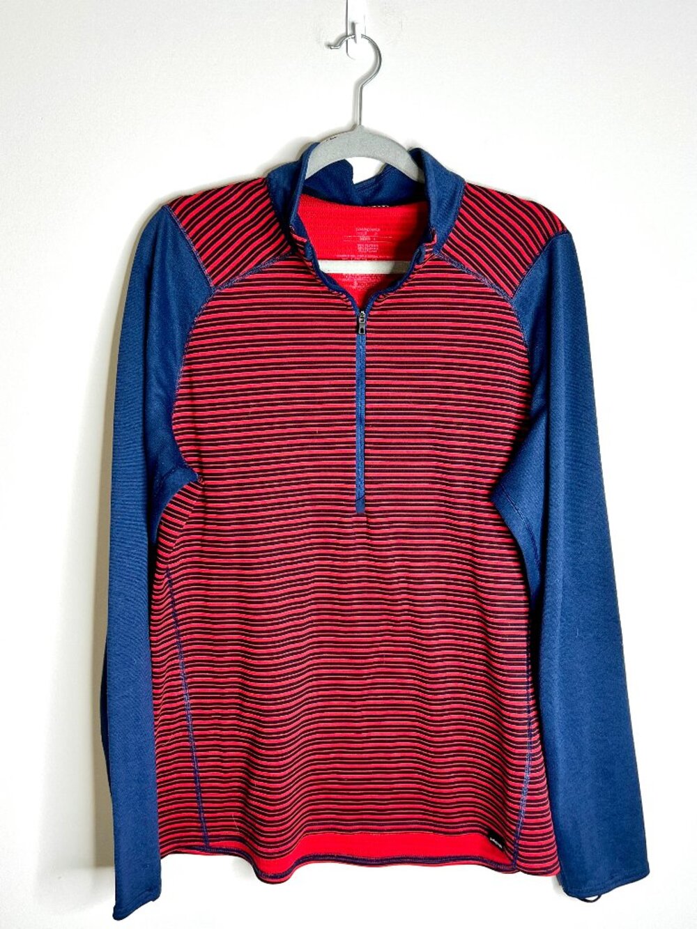 Patagonia Men's Capilene Midweight Zip-Neck Red Navy Blue Striped Gorpcore Sz L